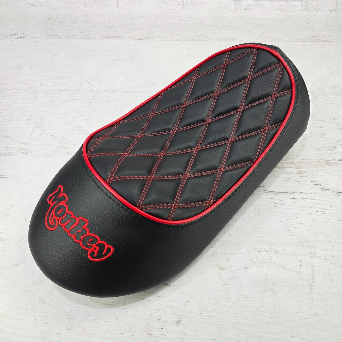Honda Monkey KITACO black double-diamond seat cover