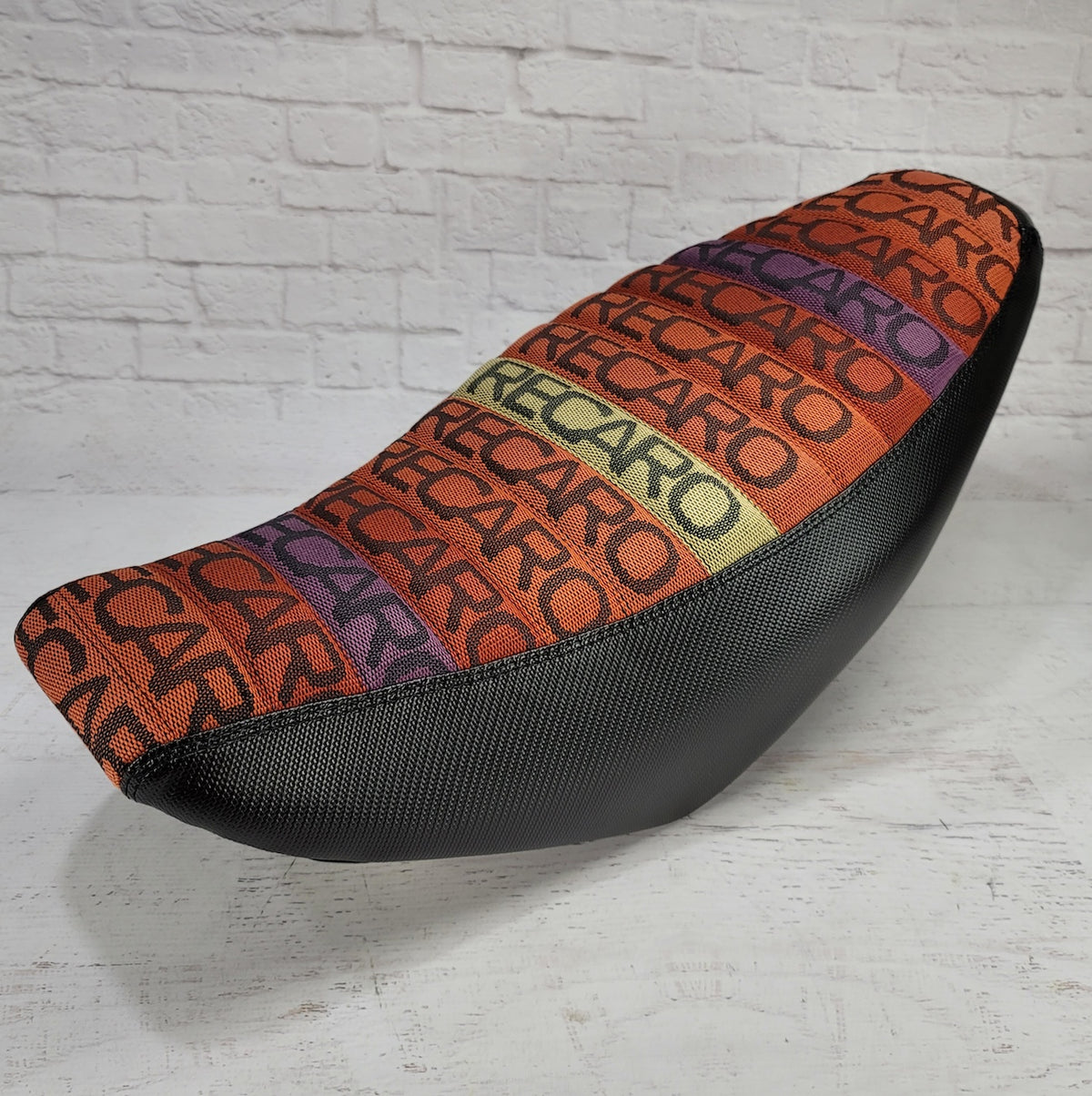 Honda Navi Sunrise RECARO tuck-and-roll seat cover