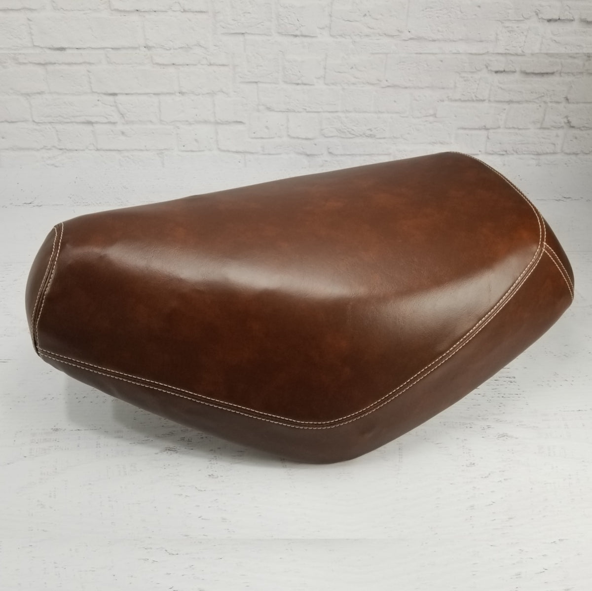 Honda Elite SA50 – Whiskey Brown Seat Cover, handmade Honda Elite SA50 seat cover by Cheeky Seats, featured product view
