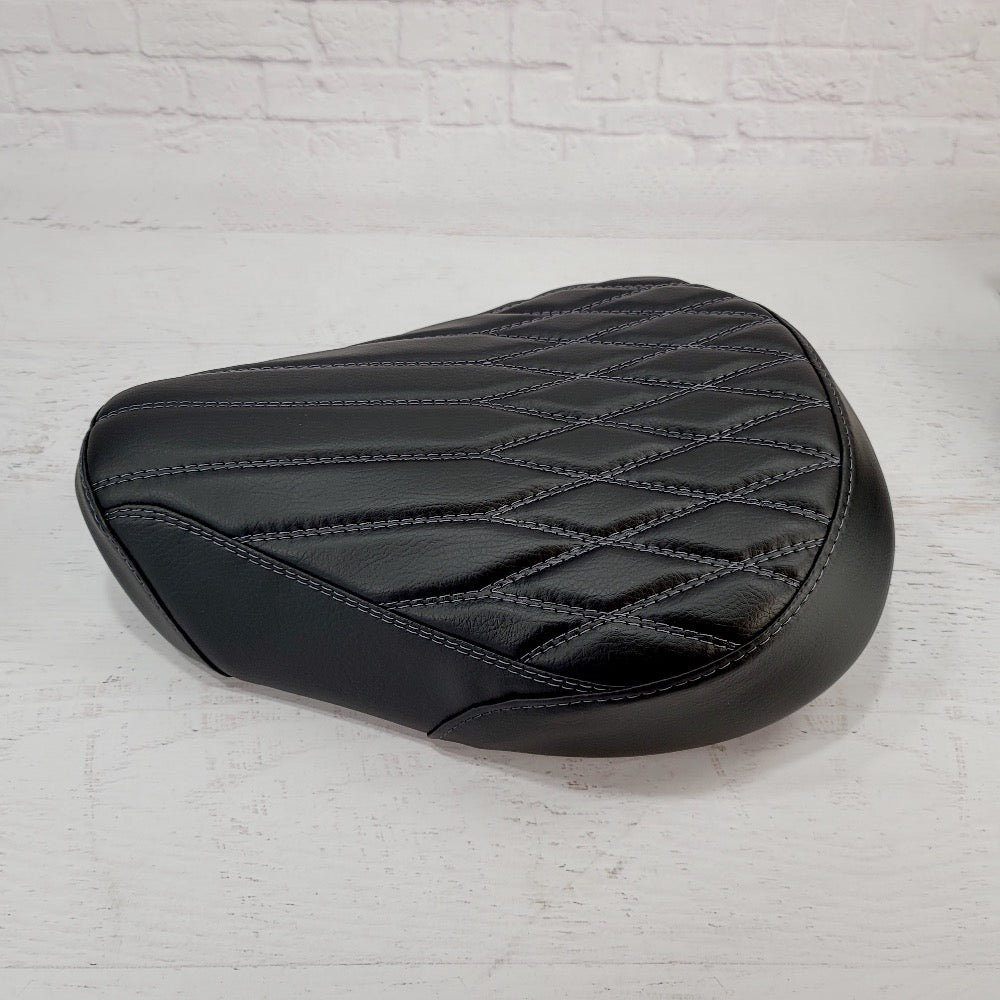 Honda Super Cub black diamond pleat seat cover side view