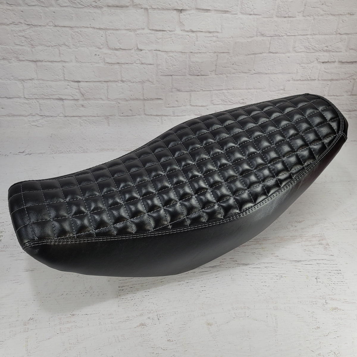 Honda Navi Off Grid black grid stitch seat cover