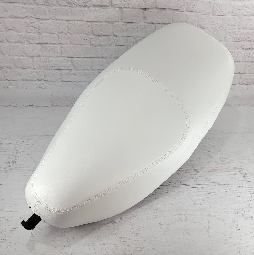 Vespa Sprint / Primavera Cottage White Seat Cover - Beat The Heat with Cheeky Seats