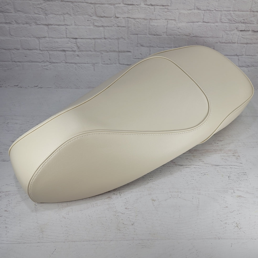 Vespa GTS 250 300 Seat Cover Cream White with Piping